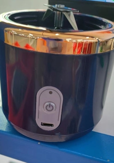 KITCHENTRO. SmartBlend Cup – Your Pocket Smoothie Maker